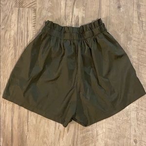 Green high waisted shorts